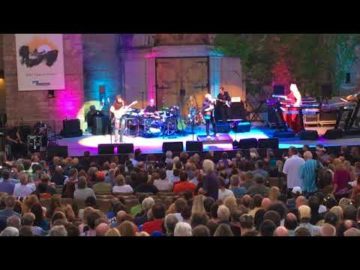 Yes (ARW) | Mountain Winery | August 28 2017 | First Set